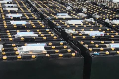 电池回收图片_电池回收处理厂家_回收废锂电池